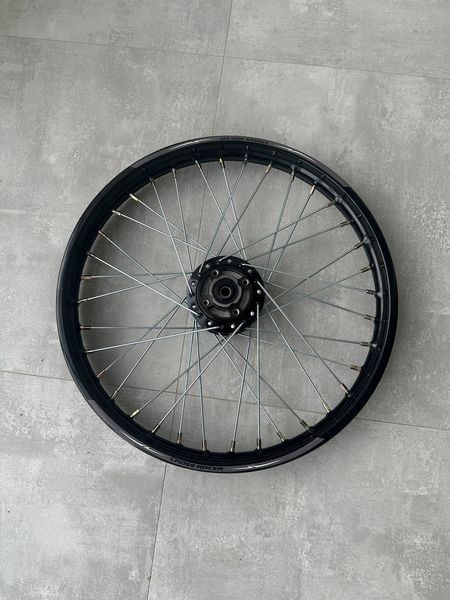 2760385935 фото